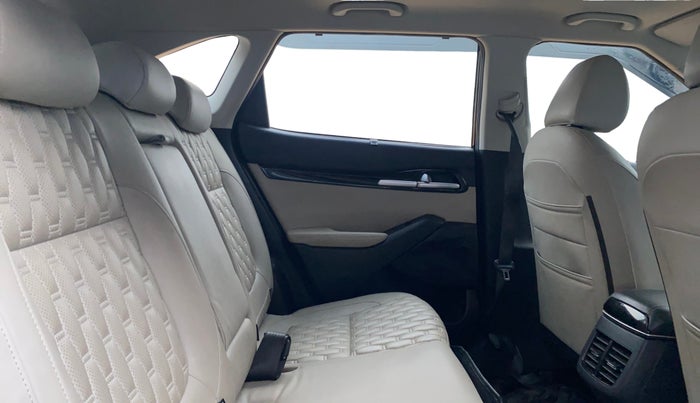 2020 KIA SELTOS HTX 1.5 PETROL, Petrol, Manual, 52,650 km, Right Side Rear Door Cabin