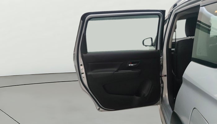 2022 Maruti XL6 ALPHA AT, Petrol, Automatic, 27,960 km, LHS Rear Door