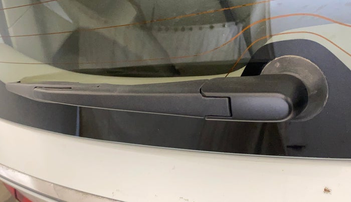 2024 Maruti Ertiga ZXI+ AT SHVS, Petrol, Automatic, 2,358 km, Rear Wiper