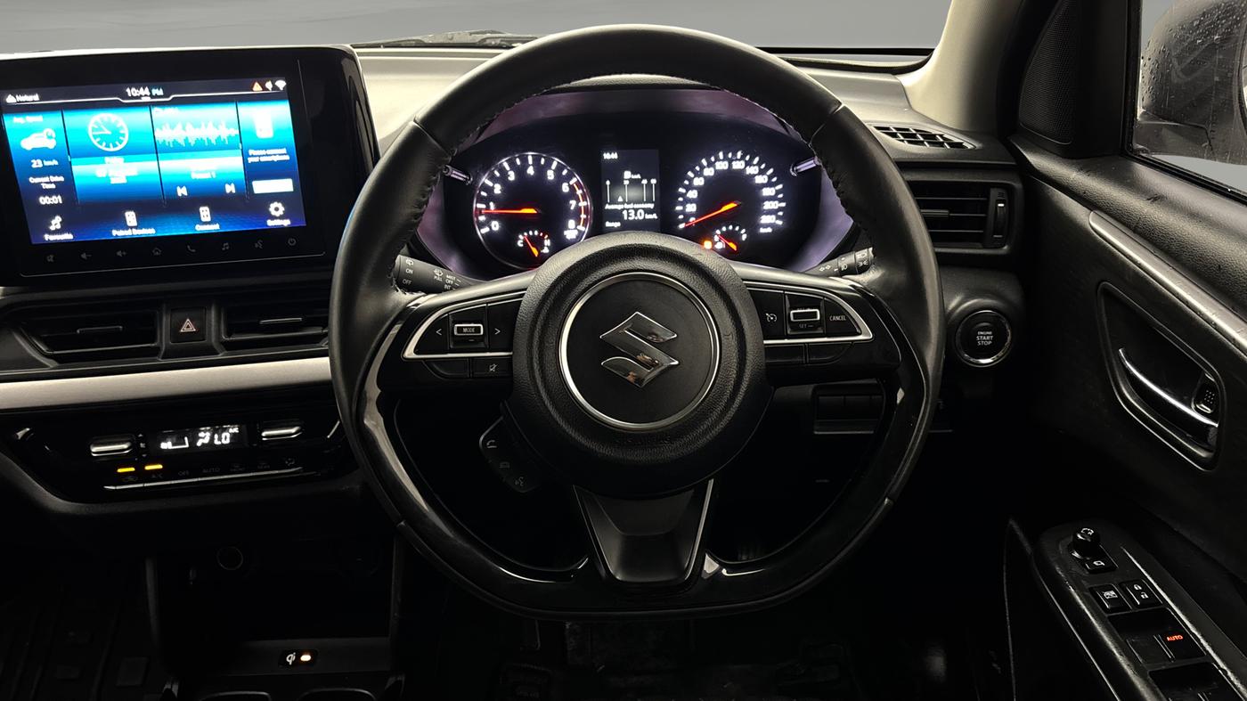 2024 Maruti Swift ZXi Plus, Petrol, Manual, 47,222 km, Steering Wheel Close Up