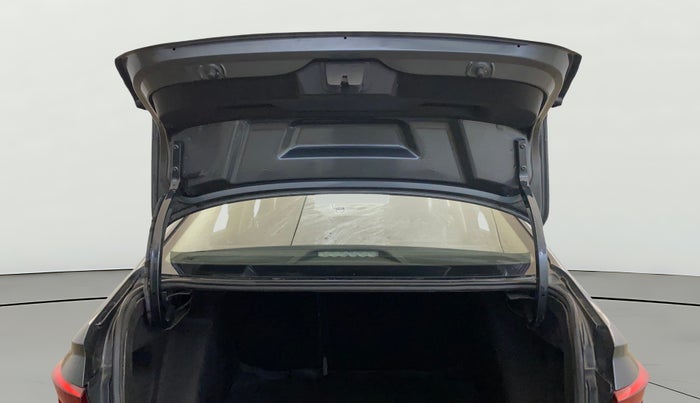 2022 Skoda SLAVIA STYLE 1.5L TSI MT, Petrol, Manual, 41,251 km, Boot Door Open