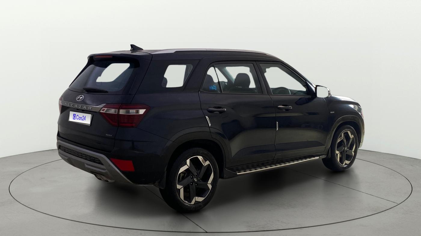 2022 Hyundai ALCAZAR 1.5 SIGNATURE (O) AT 6STR, Diesel, Automatic, 30,479 km, Right Back Diagonal
