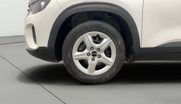 2023 KIA SELTOS HTE 1.5D IMT, Diesel, Manual, 86,261 km, Left Front Wheel