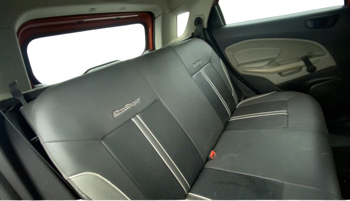 2014 Ford Ecosport AMBIENTE 1.5L DIESEL, Diesel, Manual, 1,17,219 km, Right Side Rear Door Cabin