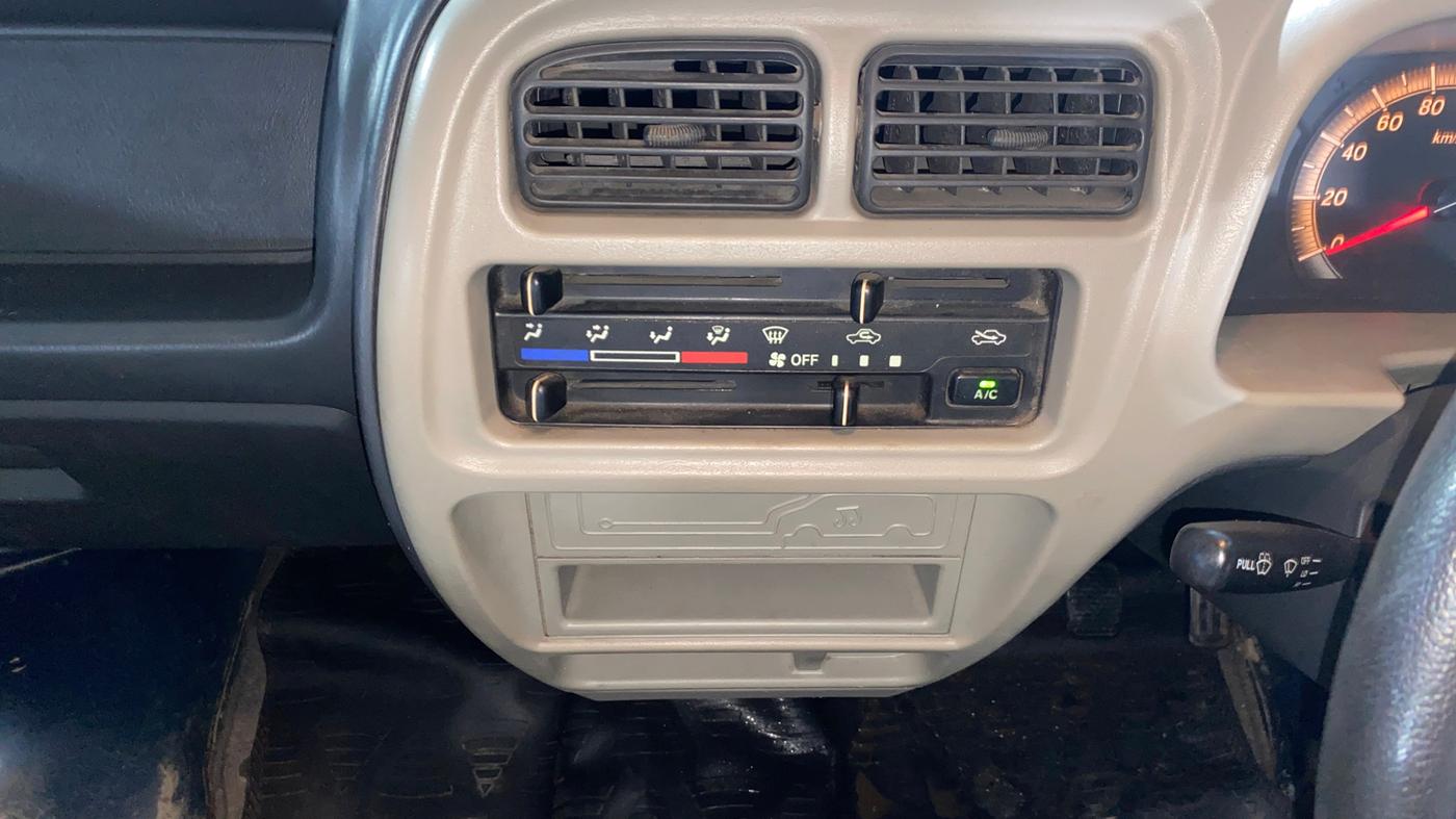 2014 Maruti Eeco 5 STR WITH A/C+HTR, Petrol, Manual, 22,466 km, Air Conditioner