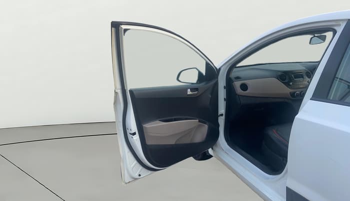 2014 Hyundai Xcent S 1.2, Petrol, Manual, 58,929 km, LHS Front Door
