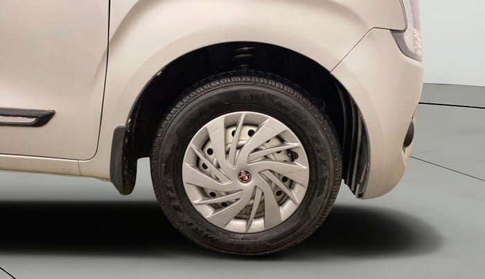 2020 Maruti New Wagon-R LXI (O) 1.0, Petrol, Manual, 57,495 km, Right Front Wheel