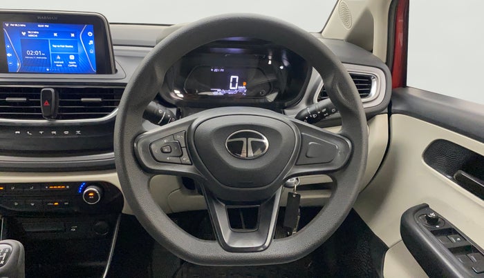 2025 Tata ALTROZ XM PLUS CNG, CNG, Manual, 40,018 km, Steering Wheel Close Up