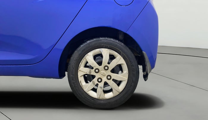 2014 Hyundai Eon MAGNA +, Petrol, Manual, 1,09,021 km, Left Rear Wheel