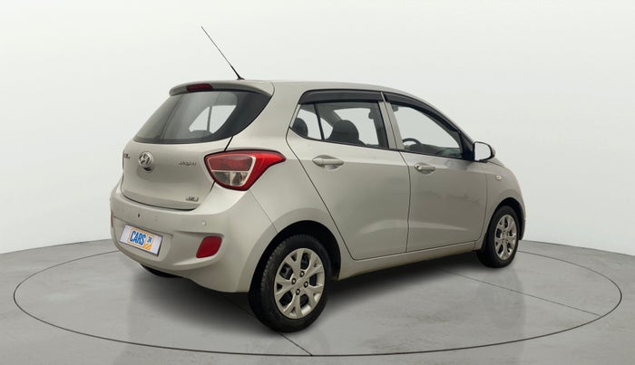 2016 Hyundai Grand i10 MAGNA 1.2 KAPPA VTVT, Petrol, Manual, 79,984 km, Right Back Diagonal