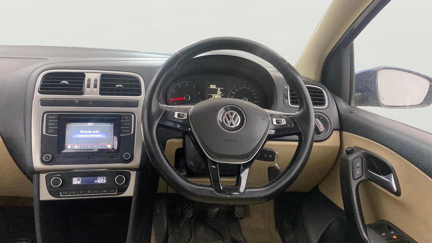 2016 Volkswagen Ameo HIGHLINE1.2L, CNG, Manual, 91,873 km, Steering Wheel Close Up