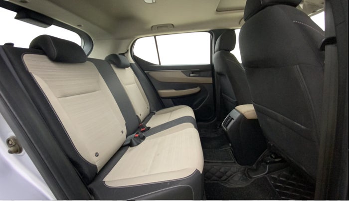 2023 Honda ELEVATE VX CVT, Petrol, Automatic, 48,923 km, Right Side Rear Door Cabin