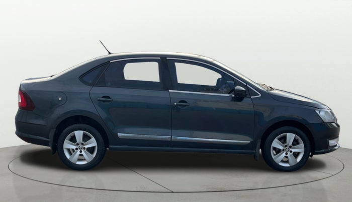 2017 Skoda Rapid AMBITION 1.5 TDI, Diesel, Manual, 72,950 km, Right Side View