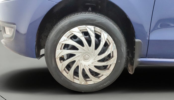 2013 Volkswagen Polo COMFORTLINE 1.2L PETROL, Petrol, Manual, 89,971 km, Left Front Wheel