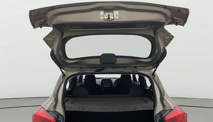 2017 Renault Kwid RXT 1.0, Petrol, Manual, 37,707 km, Boot Door Open