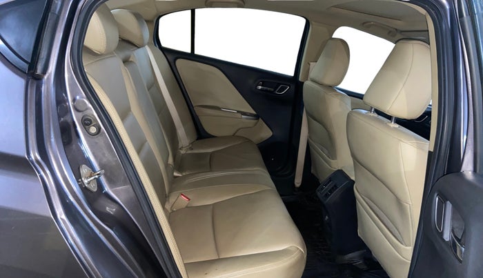 2018 Honda City 1.5L I-VTEC ZX CVT, Petrol, Automatic, 1,06,868 km, Right Side Rear Door Cabin