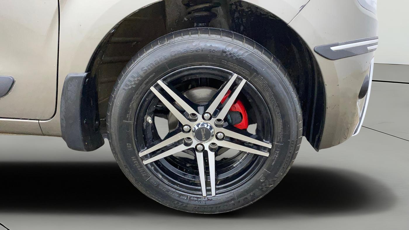 2024 Maruti New Wagon-R VXI CNG 1.0, CNG, Manual, 59,943 km, Right Front Wheel