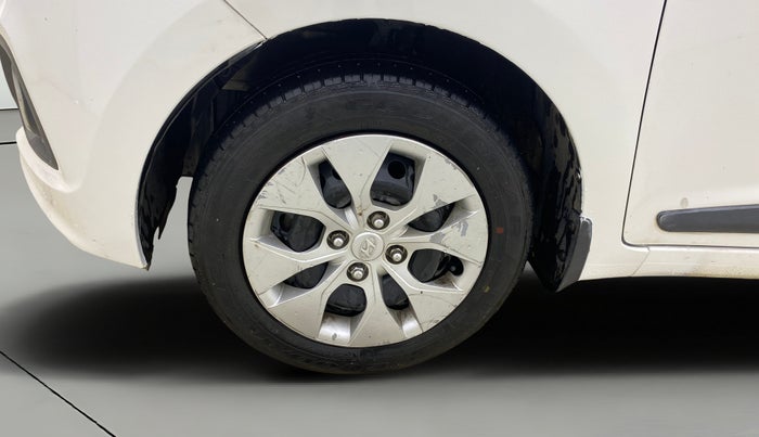 2016 Hyundai Xcent S 1.2, Petrol, Manual, 64,807 km, Left Front Wheel