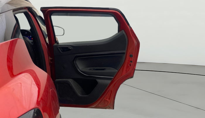 2024 Renault Kiger RXZ MT, Petrol, Manual, 14,005 km, RHS Rear Door