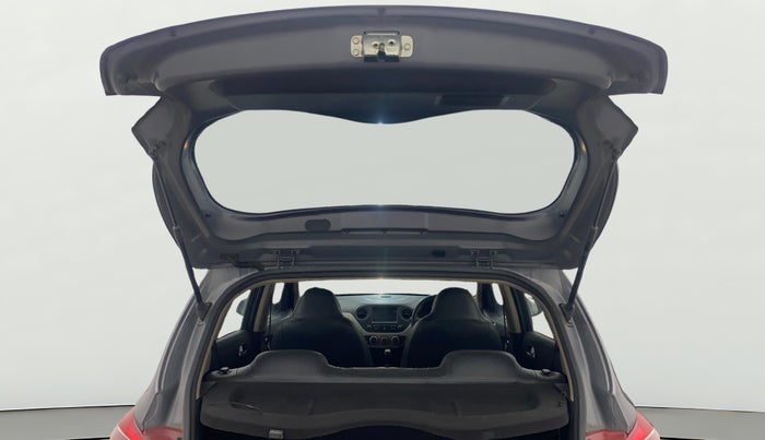 2017 Hyundai Grand i10 SPORTZ (O) AT 1.2 KAPPA VTVT, Petrol, Automatic, 77,325 km, Boot Door Open