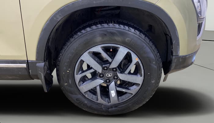 2022 Tata Harrier XZ PLUS 2.0L KAZIRANGA, Diesel, Manual, 80,821 km, Right Front Wheel