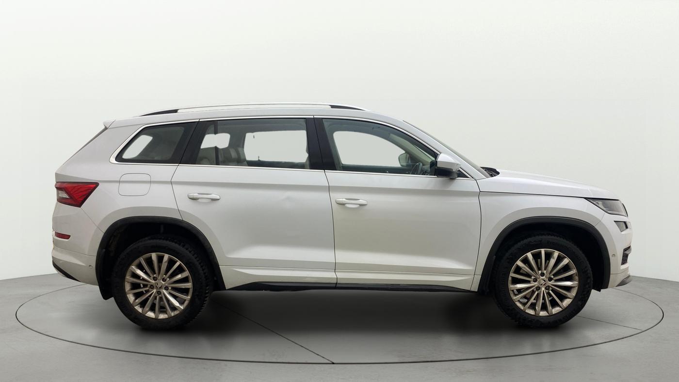 2018 Skoda Kodiaq L&K 2.0 TDI 4X4 AT, Diesel, Automatic, 1,29,281 km, Right Side View