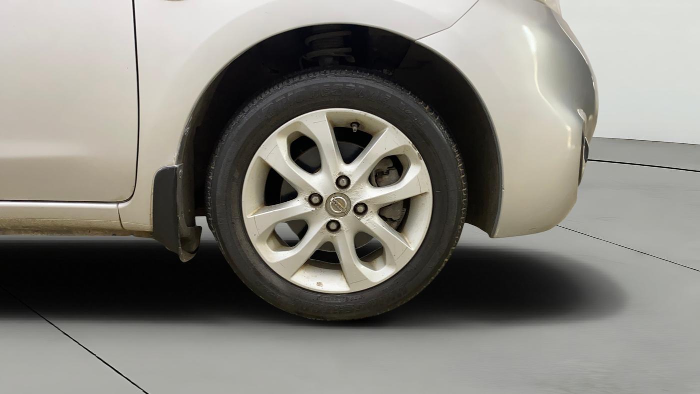 2015 Nissan Micra XV CVT, Petrol, Automatic, 32,664 km, Right Front Wheel