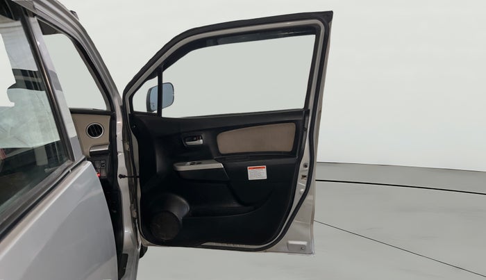 2017 Maruti Wagon R 1.0 LXI CNG, CNG, Manual, 70,776 km, RHS Front Door