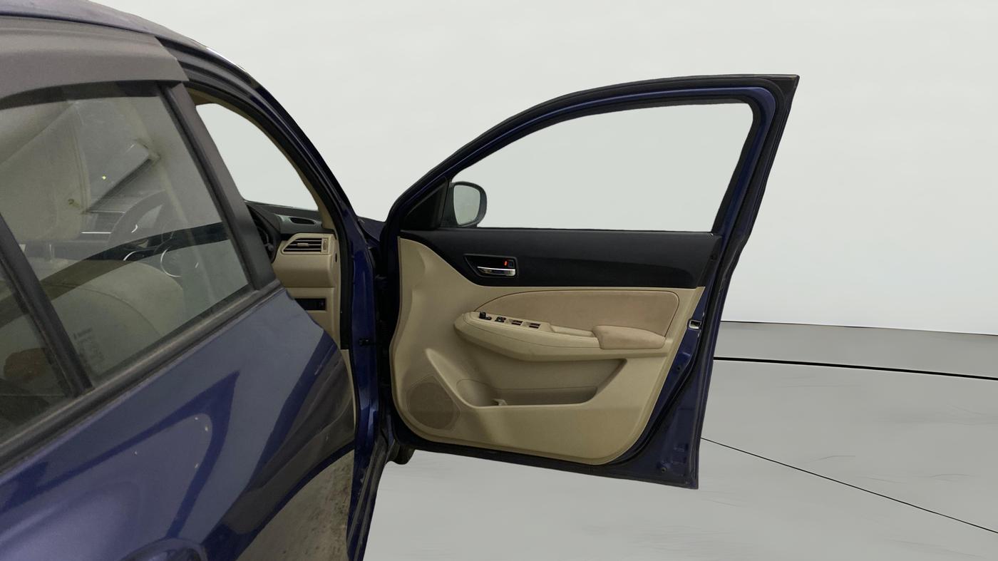 2022 Maruti Dzire VXI, Petrol, Manual, 30,558 km, RHS Front Door