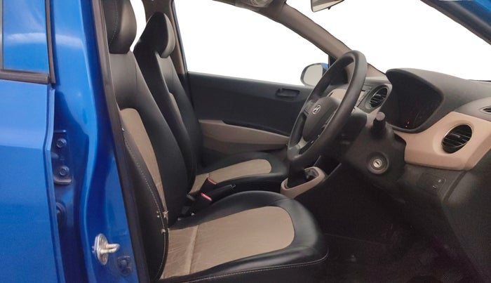 2018 Hyundai Grand i10 MAGNA 1.2 KAPPA VTVT, Petrol, Manual, 29,866 km, Right Side Front Door Cabin