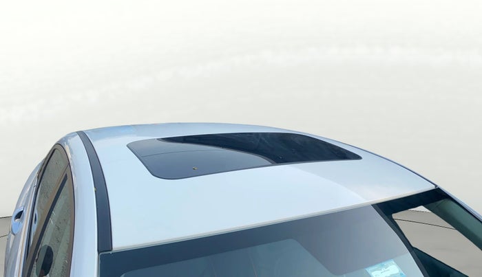 2023 Hyundai Verna SX 1.5 VTVT, Petrol, Manual, 8,525 km, Roof