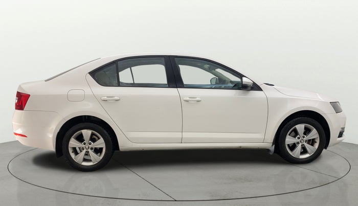 2019 Skoda Octavia AMBITION 1.4 TSI, Petrol, Manual, 94,162 km, Right Side View