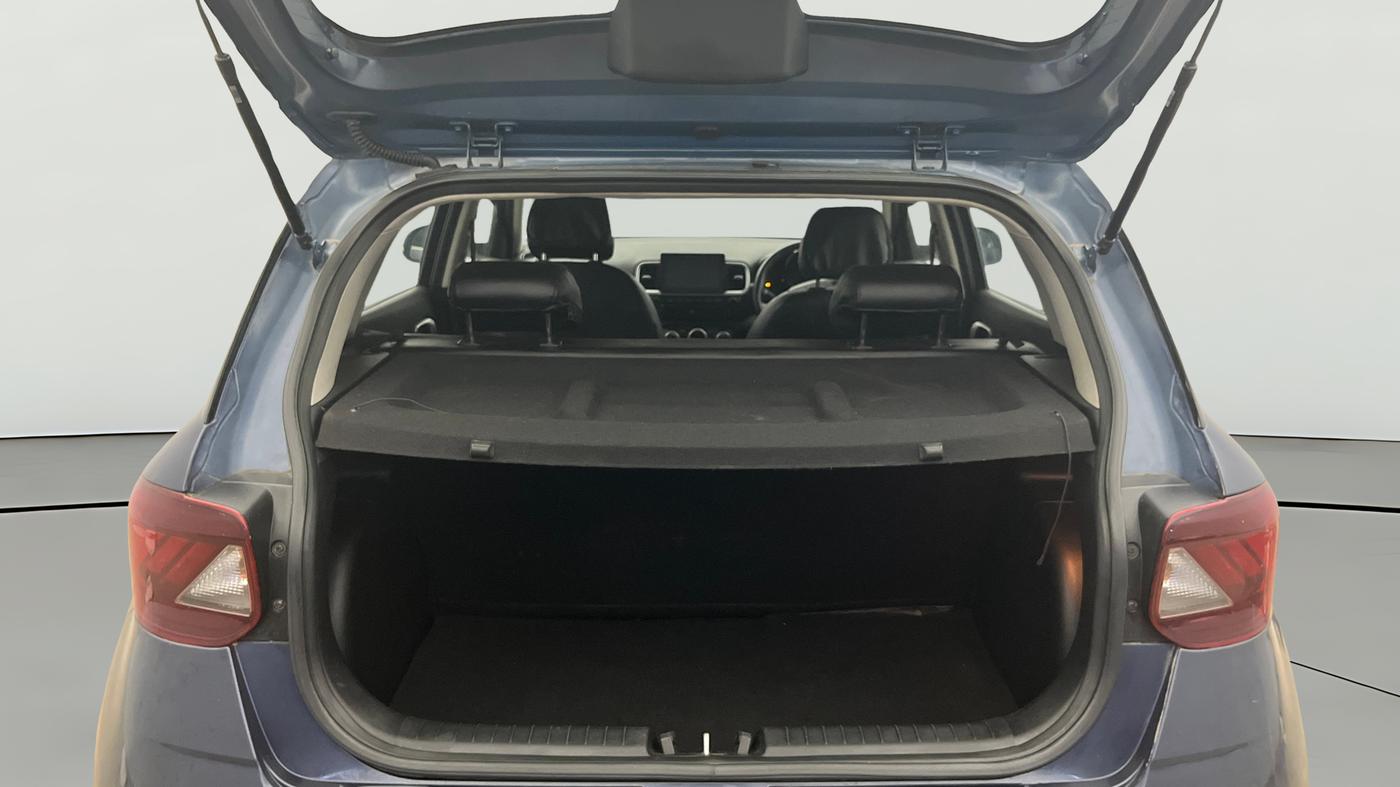 2020 Hyundai VENUE SX 1.0 TURBO, Petrol, Manual, 34,778 km, Boot Open Zoomed View