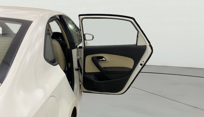 2017 Skoda Rapid STYLE 1.6 MPI AT, Petrol, Automatic, 54,614 km, RHS Rear Door