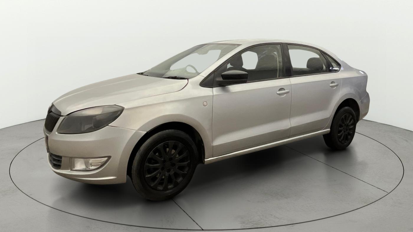 2014 Skoda Rapid AMBITION 1.6 MPI AT, Petrol, Automatic, 76,098 km, Left Front Diagonal