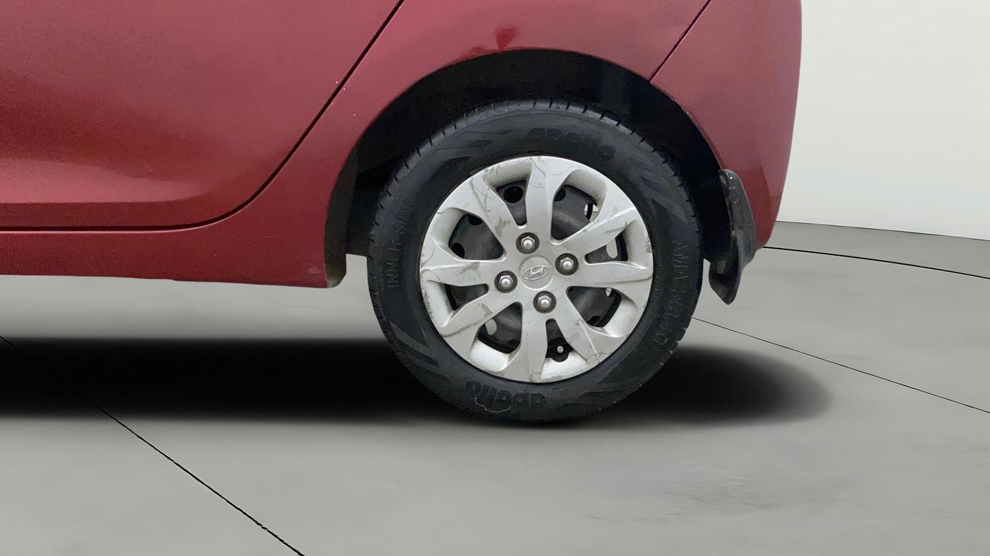 2017 Hyundai Eon 1.0 MAGNA + (O), Petrol, Manual, 83,488 km, Left Rear Wheel