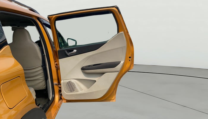 2019 Renault TRIBER RXZ, Petrol, Manual, 55,247 km, RHS Rear Door