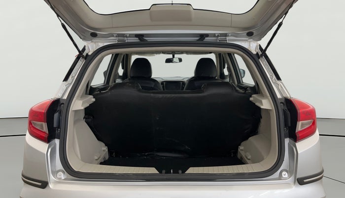 2021 Mahindra XUV300 W6 1.5 Sunroof Diesel, Diesel, Manual, 71,527 km, Boot Open Zoomed View