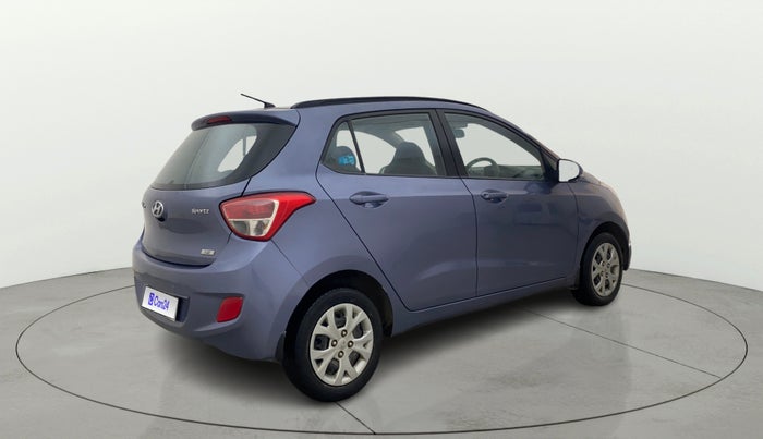 2016 Hyundai Grand i10 SPORTZ 1.2 KAPPA VTVT, Petrol, Manual, 36,850 km, Right Back Diagonal