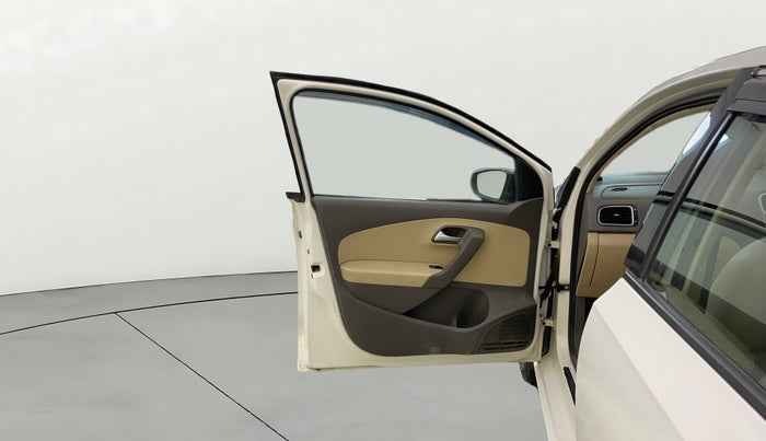 2016 Volkswagen Vento HIGHLINE PETROL AT, Petrol, Automatic, 58,985 km, LHS Front Door