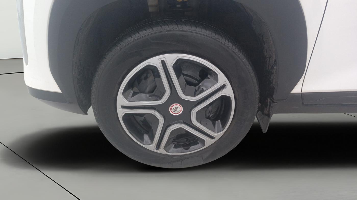 2021 Nissan MAGNITE XL, Petrol, Manual, 19,446 km, Left Front Wheel