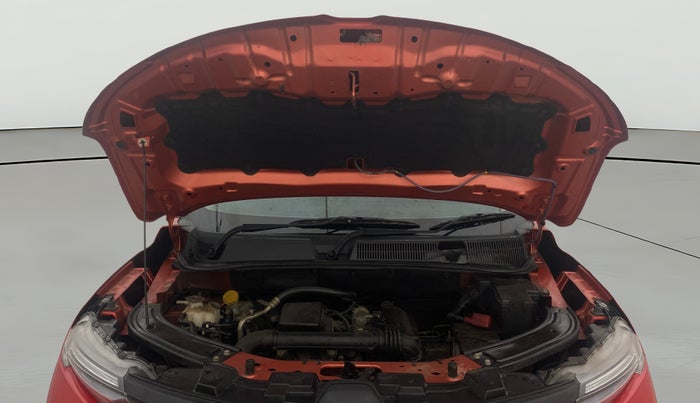 2022 Renault Kiger RXT (O) AMT DUAL TONE, Petrol, Automatic, 8,770 km, Open Bonet