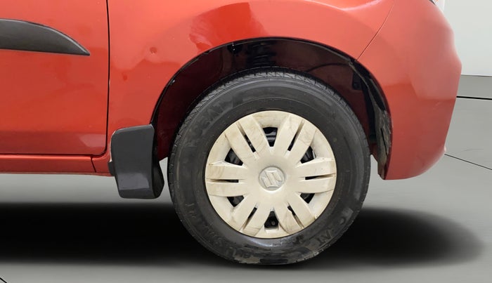 2019 Maruti Alto VXI, Petrol, Manual, 35,624 km, Right Front Wheel