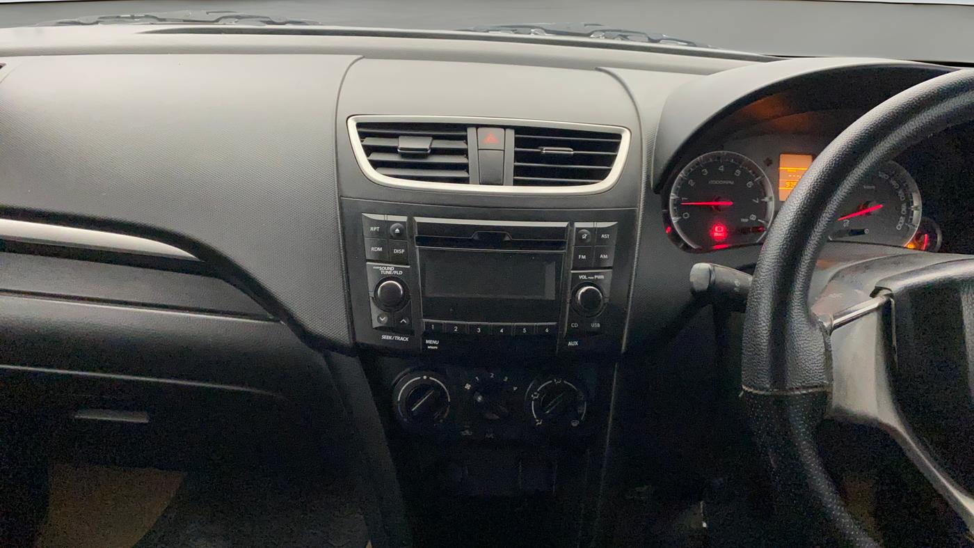 2016 Maruti Swift VXI, Petrol, Manual, 97,899 km, Air Conditioner