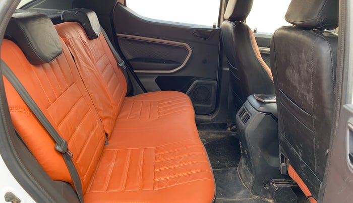 2021 Renault Kiger RXZ MT, Petrol, Manual, 67,026 km, Right Side Rear Door Cabin