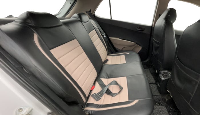 2016 Hyundai Grand i10 MAGNA 1.2 KAPPA VTVT, Petrol, Manual, 52,624 km, Right Side Rear Door Cabin