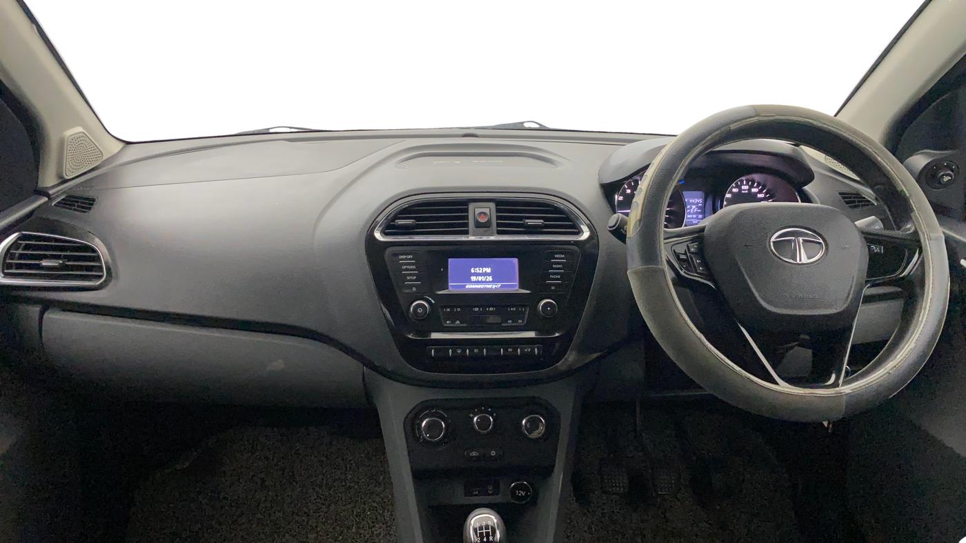2018 Tata TIGOR XZ PETROL, Petrol, Manual, 44,327 km, Dashboard