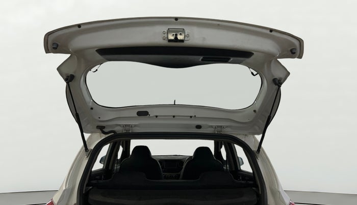 2017 Hyundai Grand i10 SPORTZ (O) 1.2 KAPPA VTVT, CNG, Manual, 86,122 km, Boot Door Open