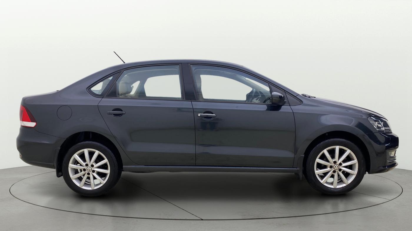 2017 Volkswagen Vento HIGHLINE PLUS 1.2 AT 16 ALLOY, Petrol, Automatic, 75,479 km, Right Side View