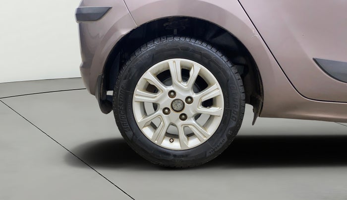 2017 Tata Tiago XZ PETROL, Petrol, Manual, 93,785 km, Right Rear Wheel